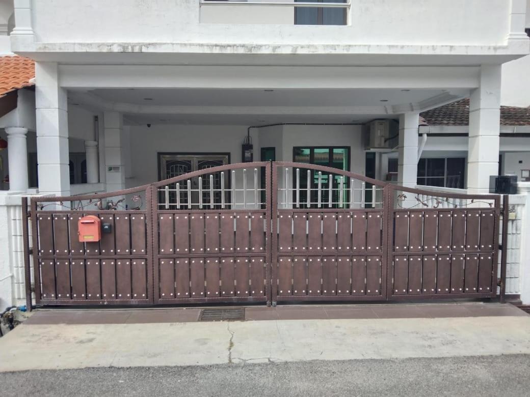 2 Storey 5Br 16Pax Semabok Taman Cheng Ho, 3 By Myplace Malakka Dış mekan fotoğraf